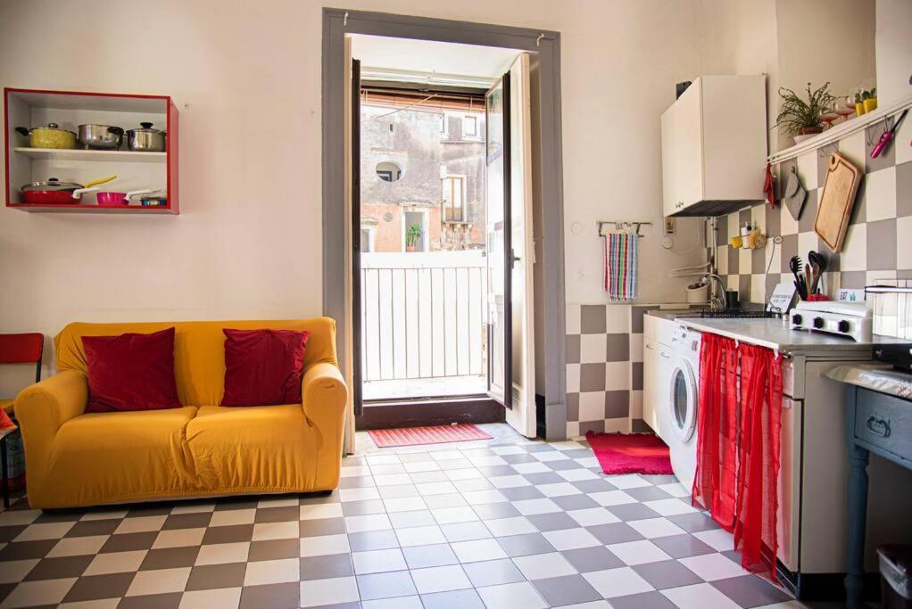 Mitha'S Rooms Катания Экстерьер фото